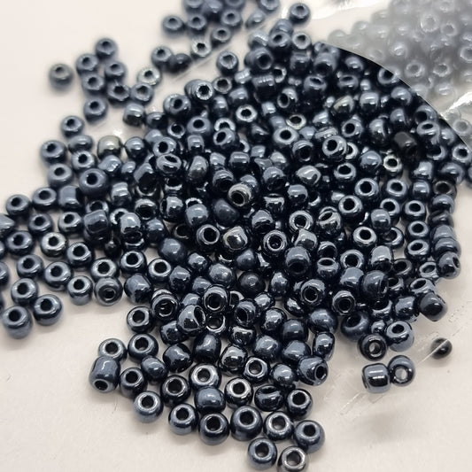 15g 2mm Black Luster Seed Beads