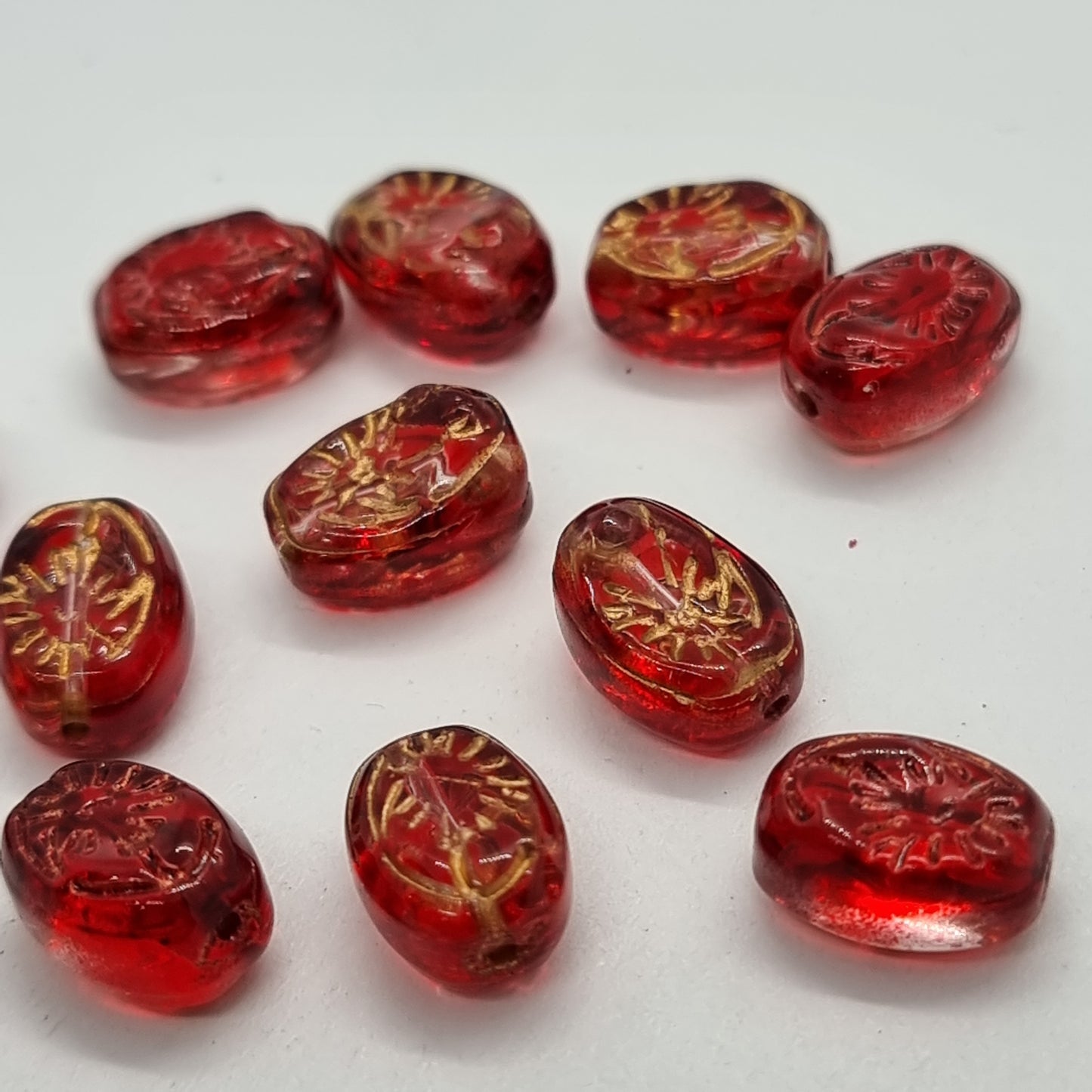 12pc Gold Inlaid Red Oval Glass Beads