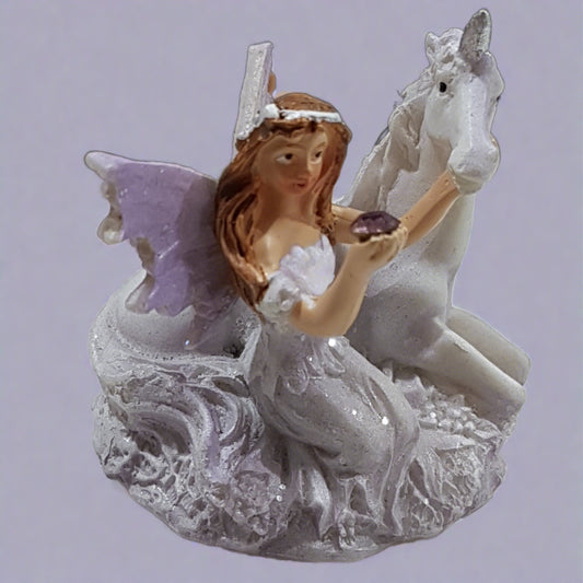 Fairy & Unicorn With Gemstone - Kneeling
