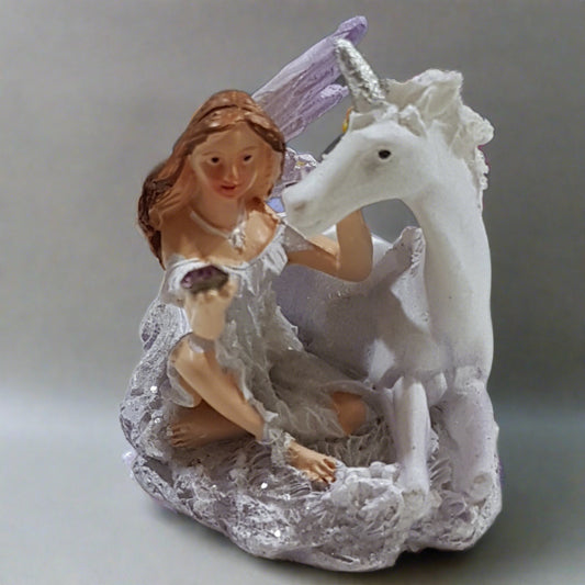 Fairy & Unicorn With Gemstone - Sitting