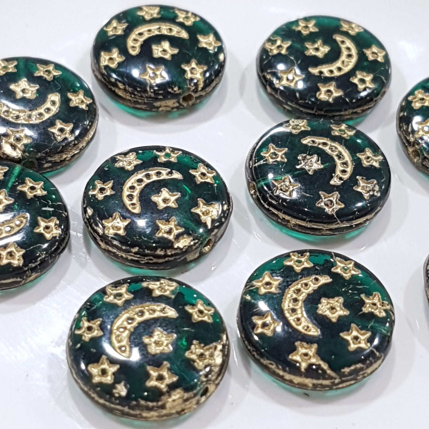 10pc Czech Emerald Gold Inlaid Star Beads