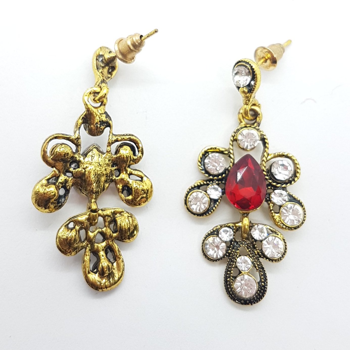 Antique Style Red Rhinestone Earrings