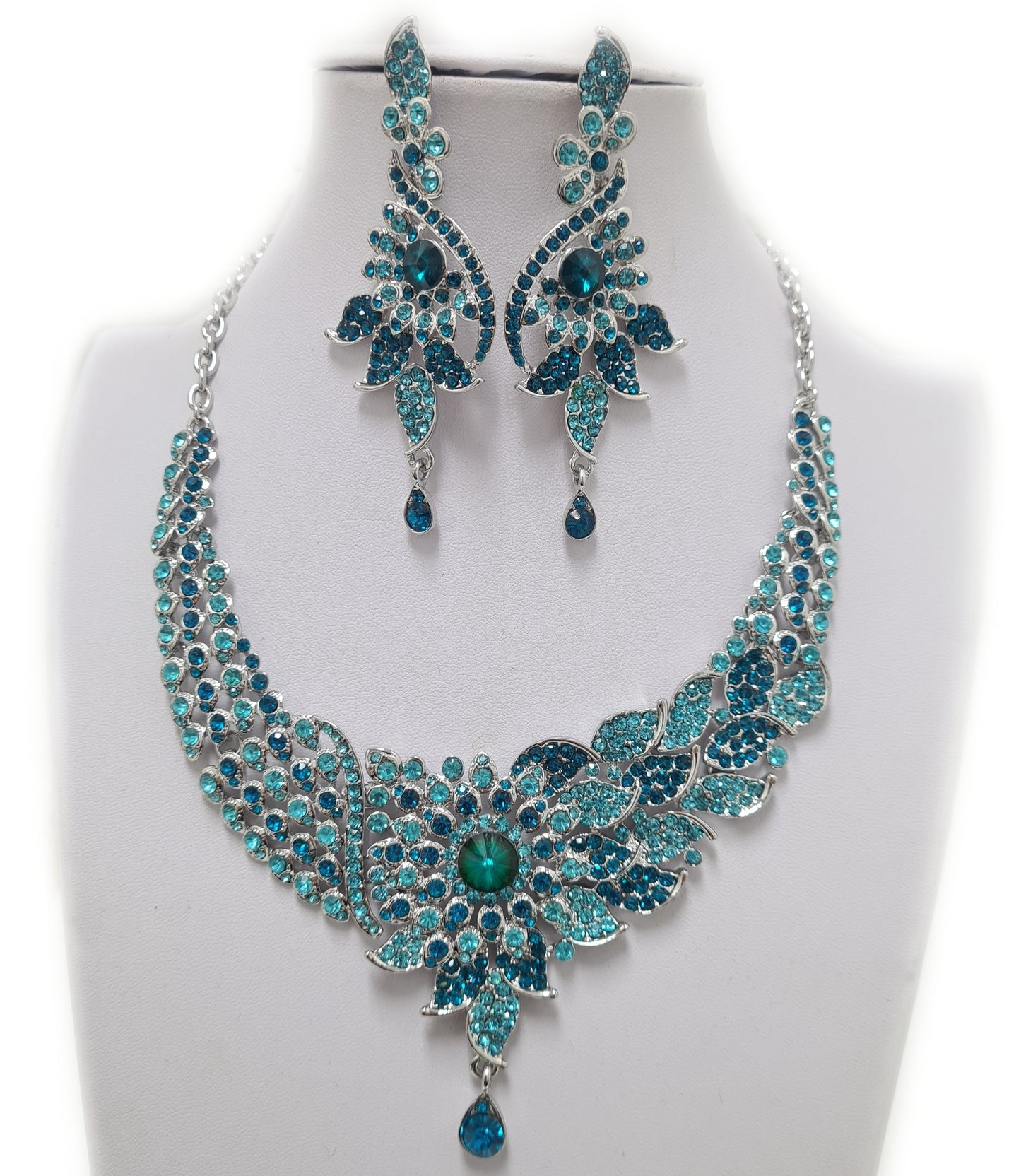 Unique Blue Rhinestone Jewellery Set
