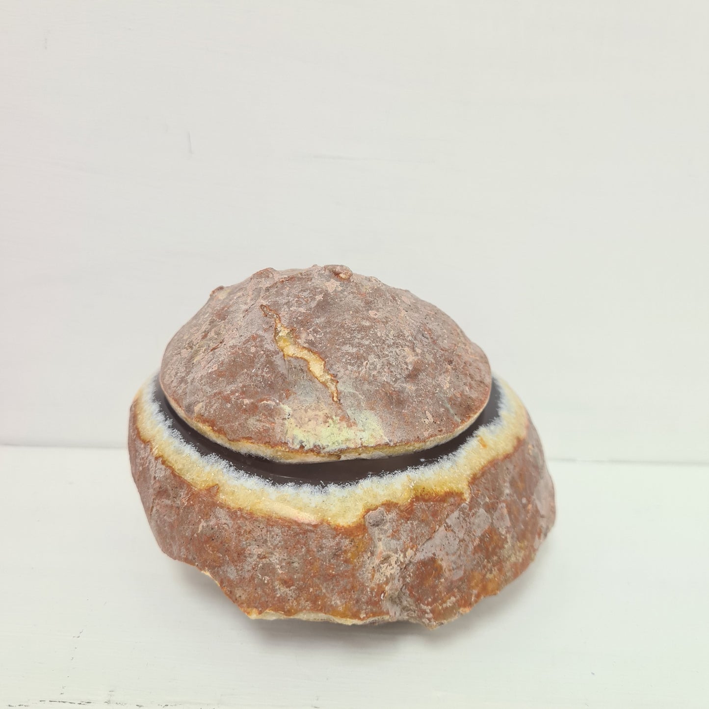 Natural Agate Pot with Lid