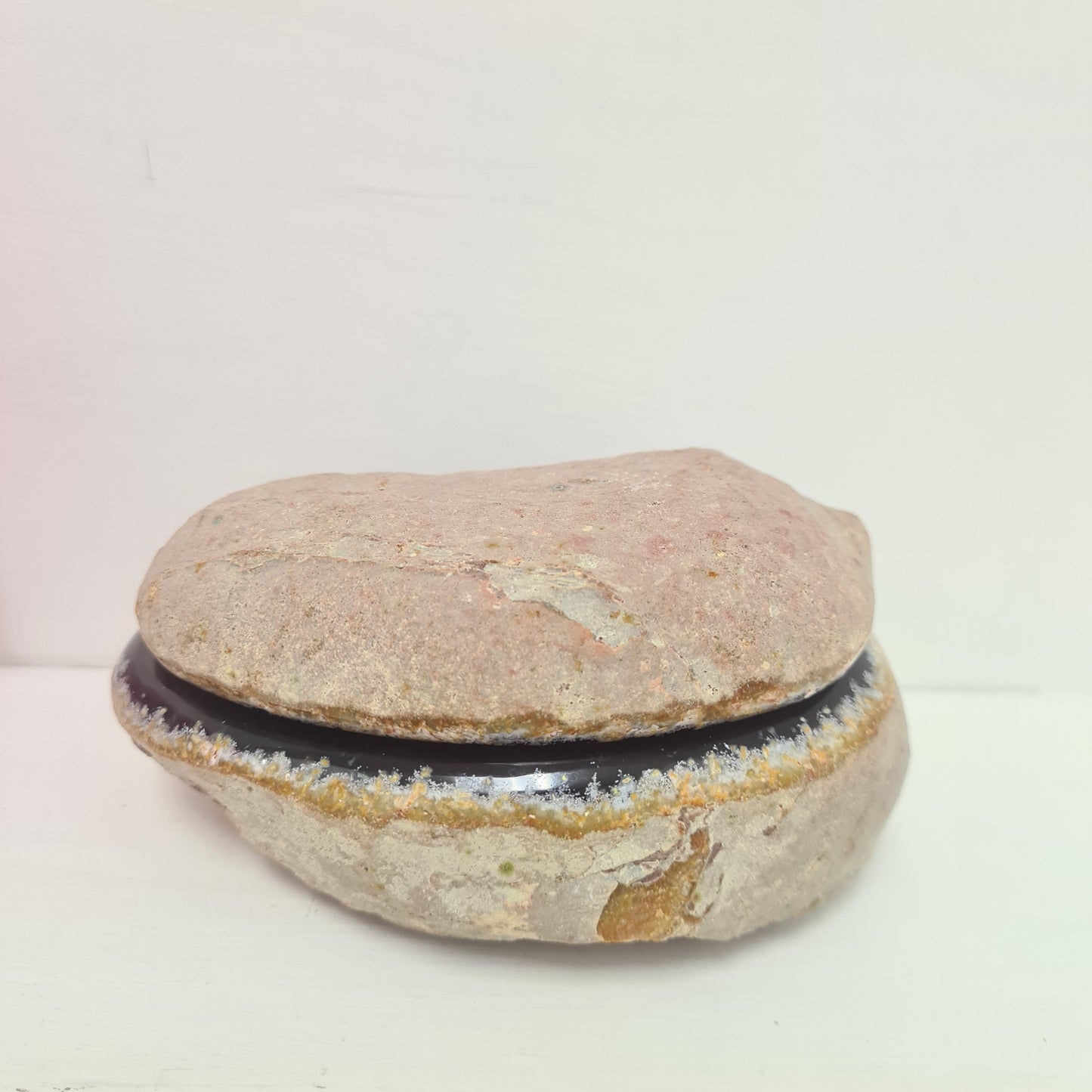 Natural Agate Pot with Lid