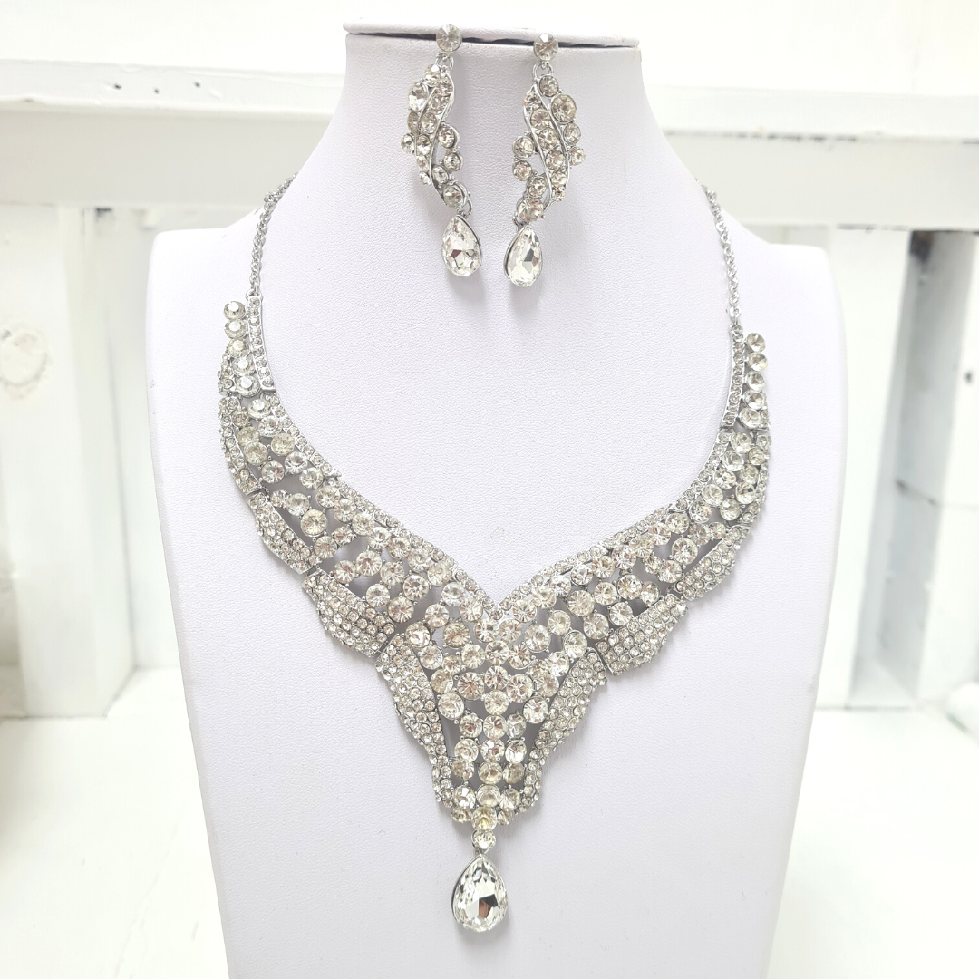 Silver Rhinestone Necklace Set