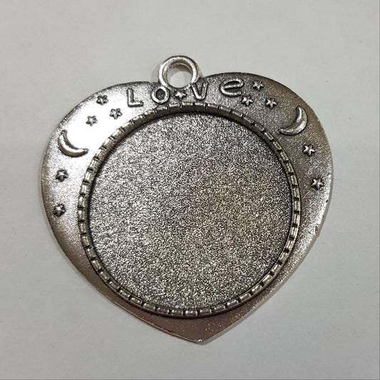 2pc Silver Heart Shaped Cabochon Pendant