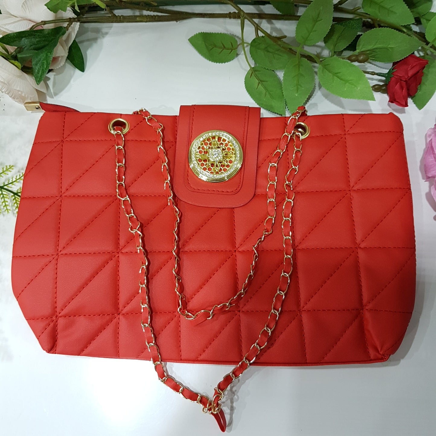 Red Rhomboid Underarm Bag