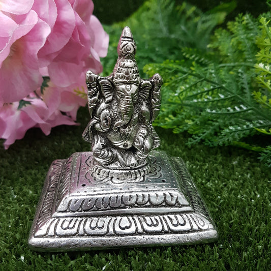 Incense Holder White metal Square Ganesh (9cm)