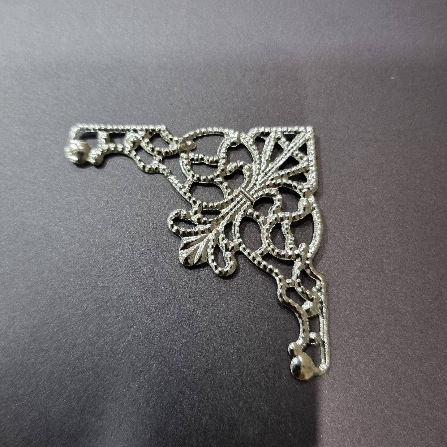 8pc Silver Filigree Book Corners