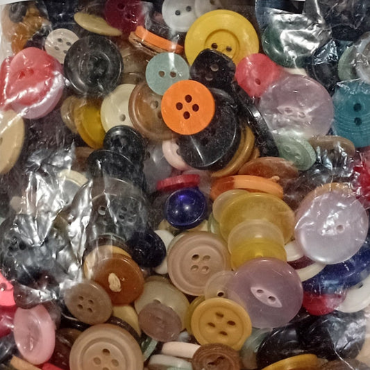 SALE! 190g Of Rescued Buttons