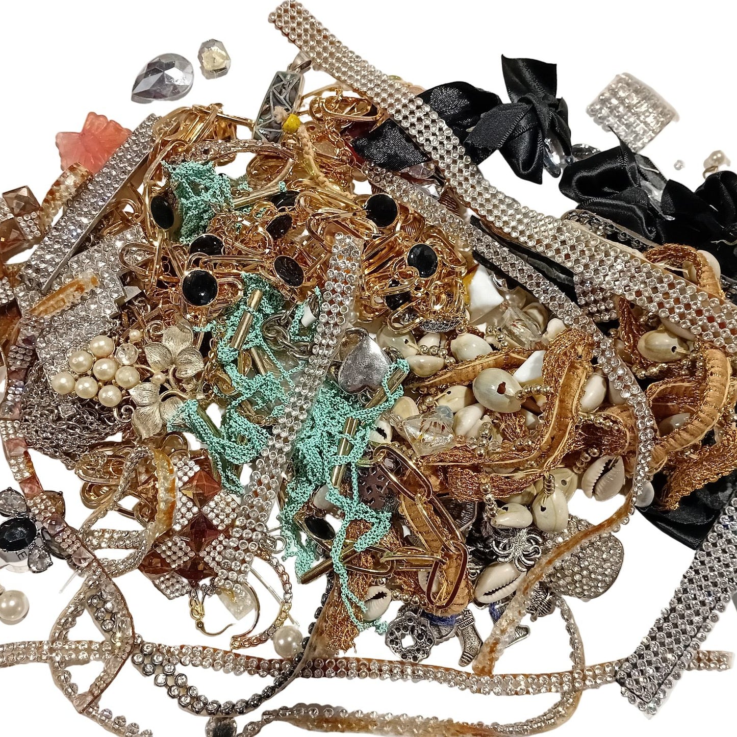 CLEARANCE! Huge Pack Of New, Old & Broken Jewellery