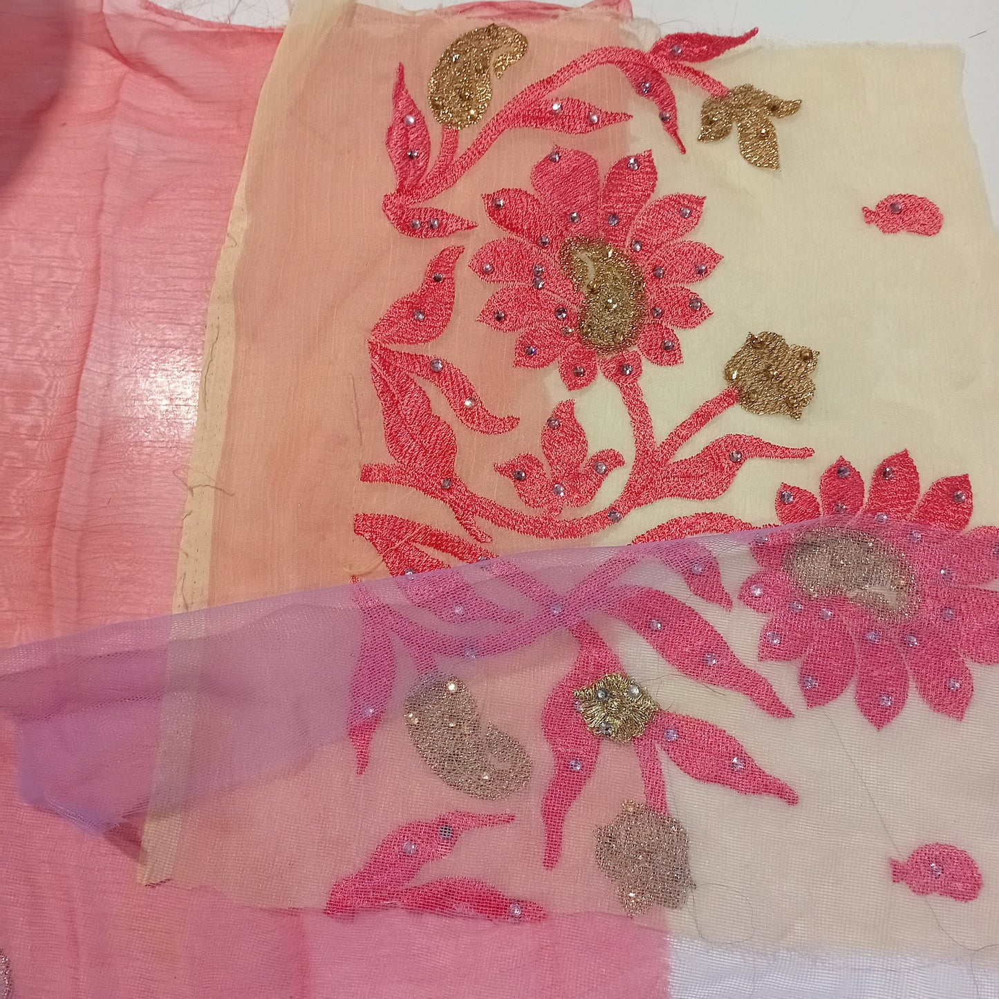 Sari Trims and Fabric Scraps Pack
