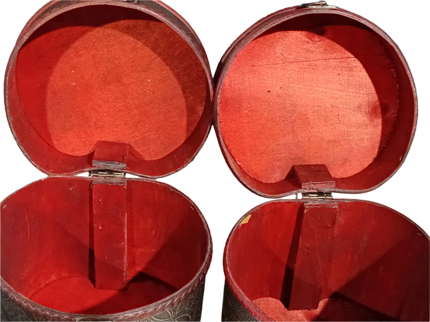 **FAULTY** 2 x Heart Shaped Wooden Boxes Bundle