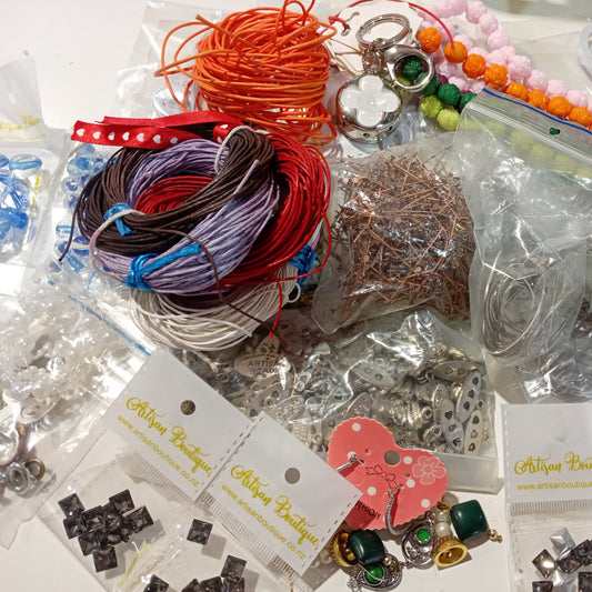 CLEARANCE! A Huge Mixed Pack Of Findings & Beads!!