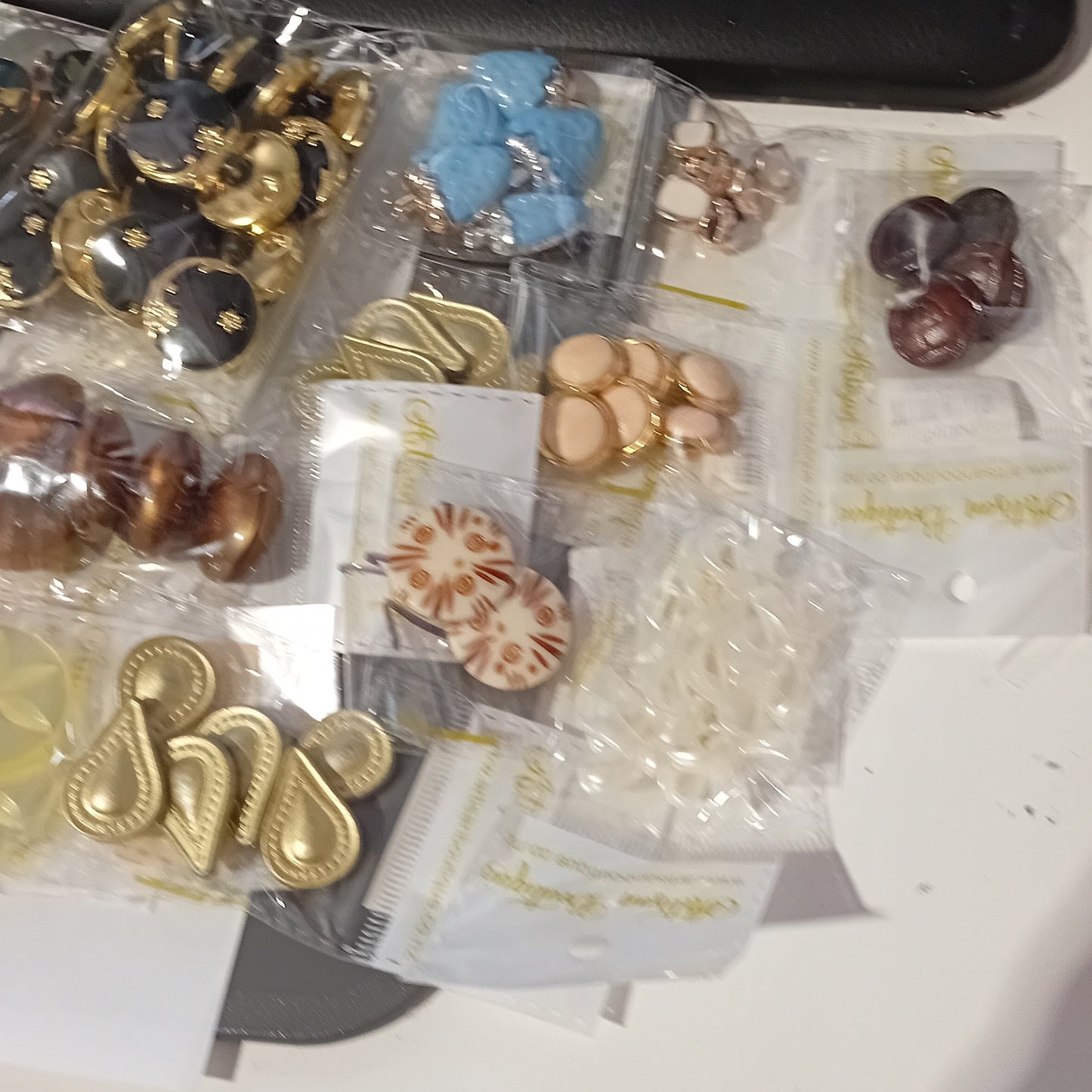 CLEARANCE! Large Bag Of Buttons & Links