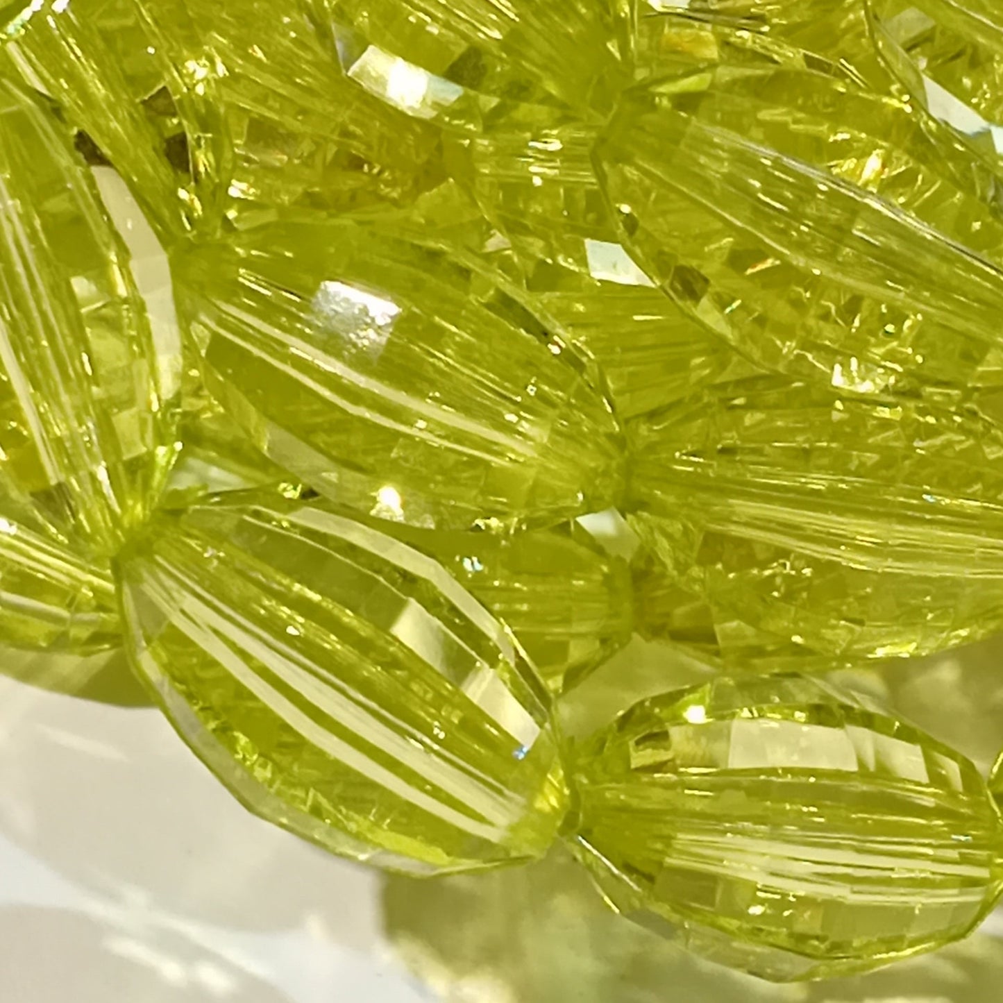 20mm Oval Lime Green Faceted Acrylic Beads