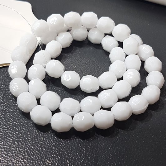 50pc White Faceted Acrylic Beads