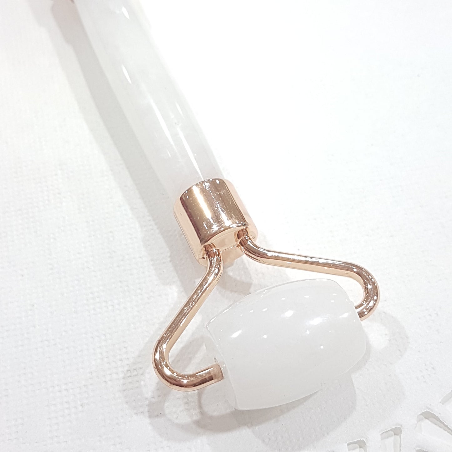 White Jade Rose Gold Facial Roller