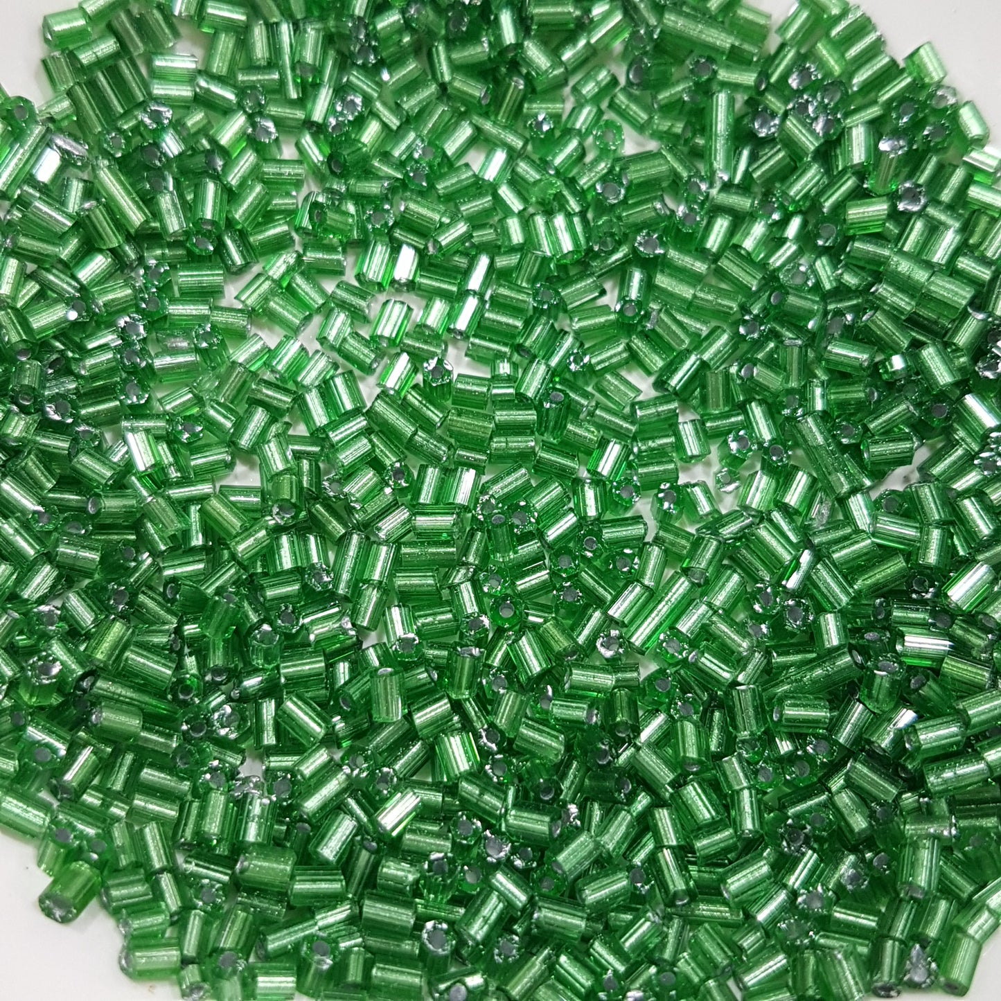 15g 11/0 Green S/L Seed Beads