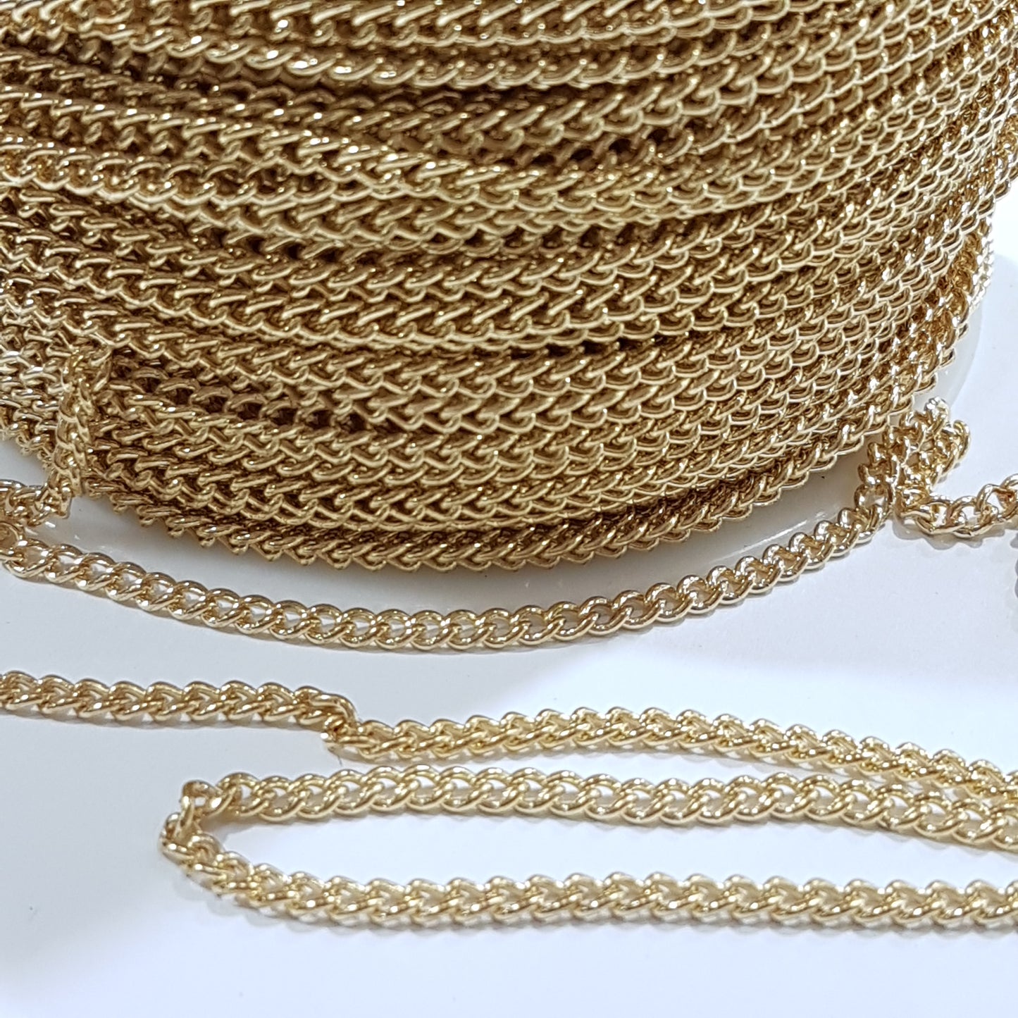 1M Light Gold Curb Chain