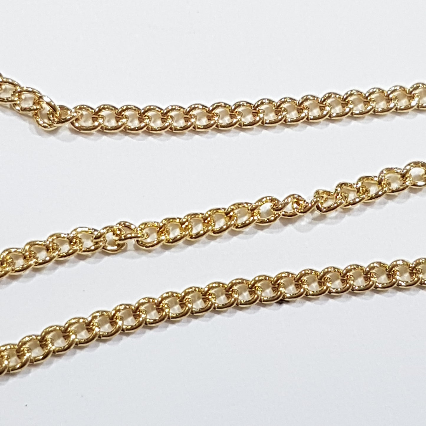 1M Gold Plated Twist Chain