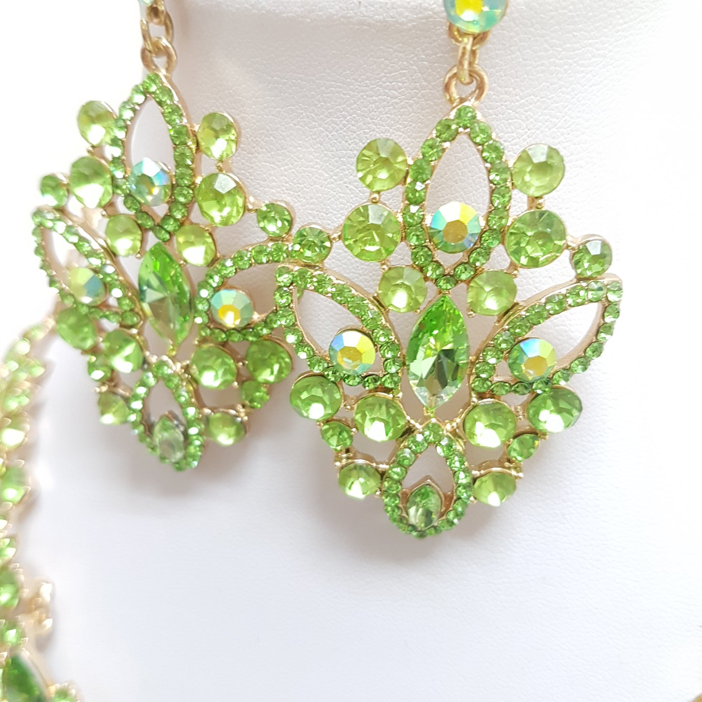 Light Green Rhinestone Necklace Set