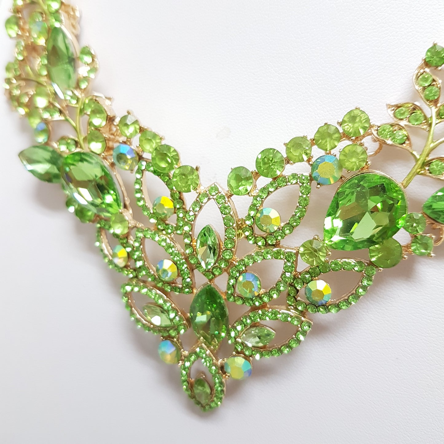 Light Green Rhinestone Necklace Set