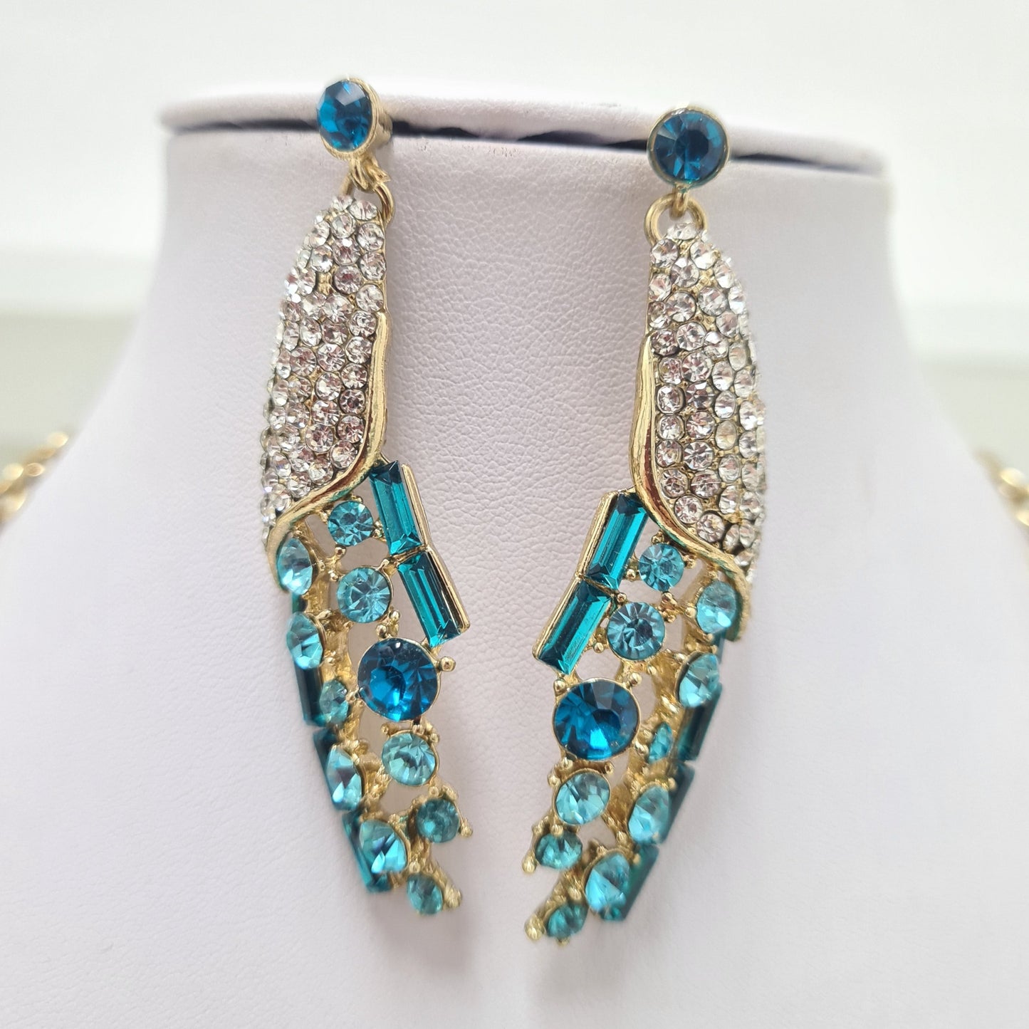 Blue and Silver Rhinestone Necklace Set