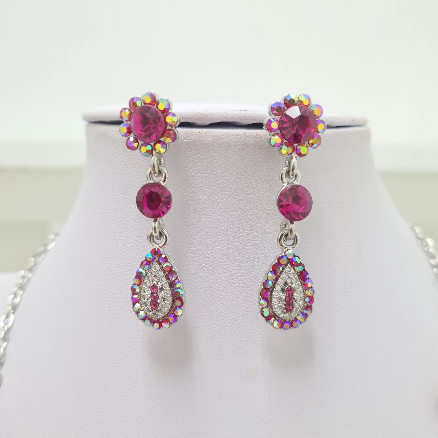 Sparkling Pink Necklace Earring Set