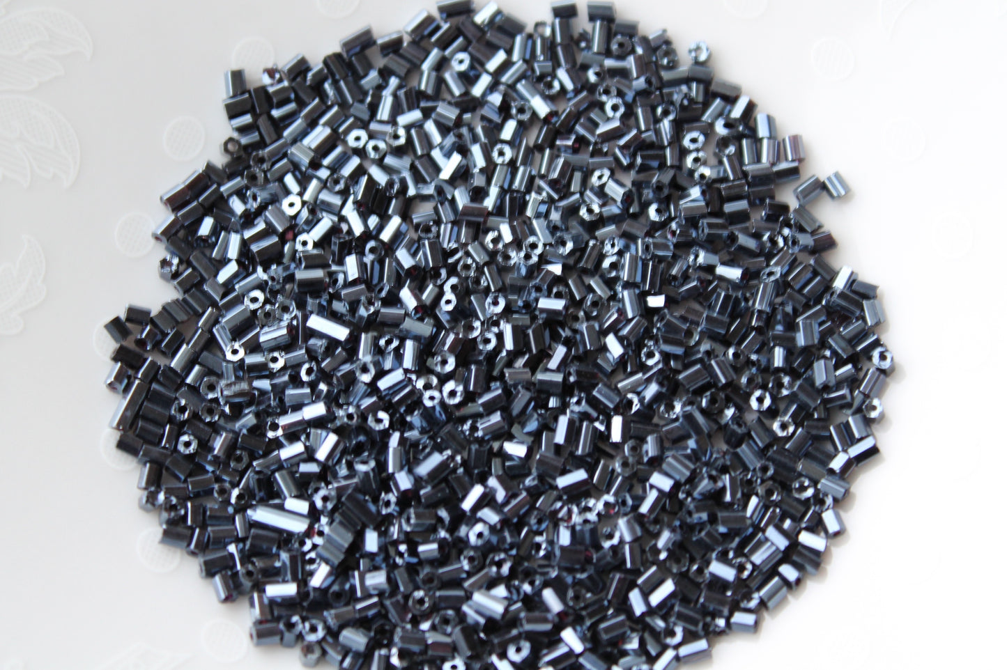 15g Two Cut Black Seed Beads