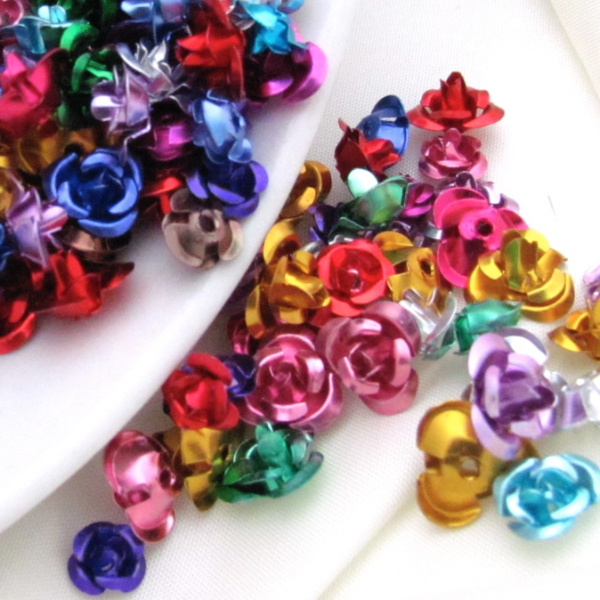 25pc Metal Rose Mix