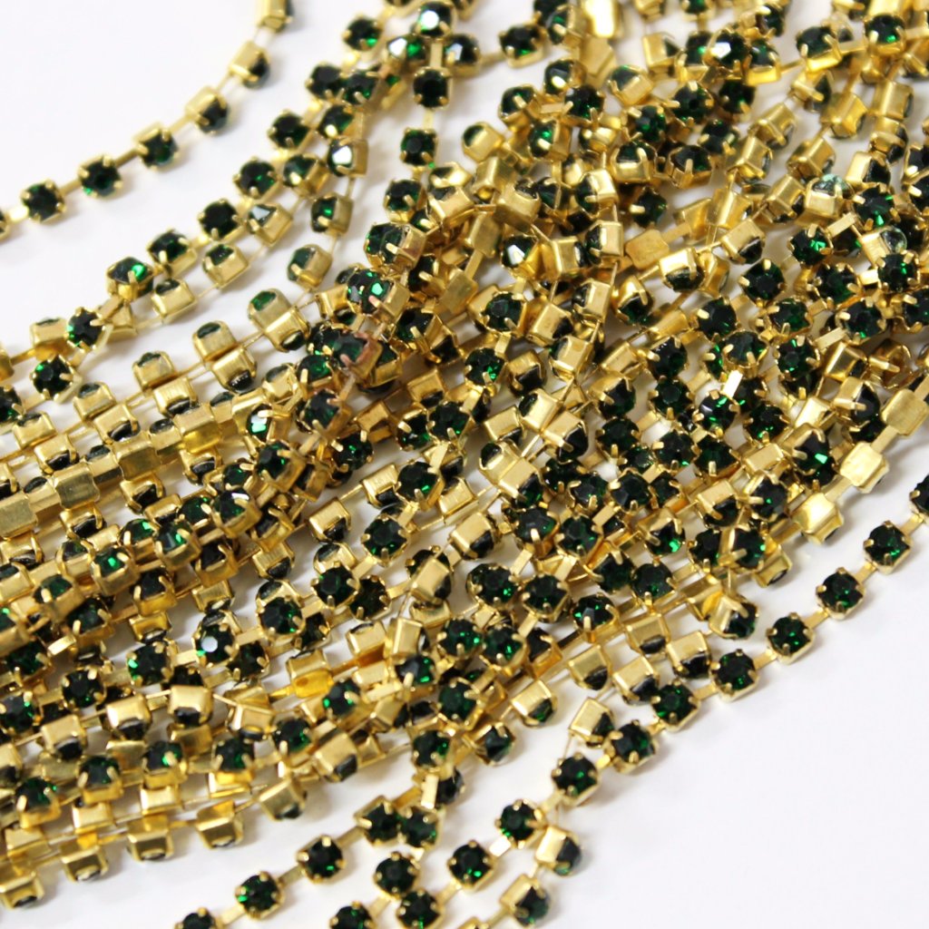 Emerald Preciosa Rhinestone Chain ss8